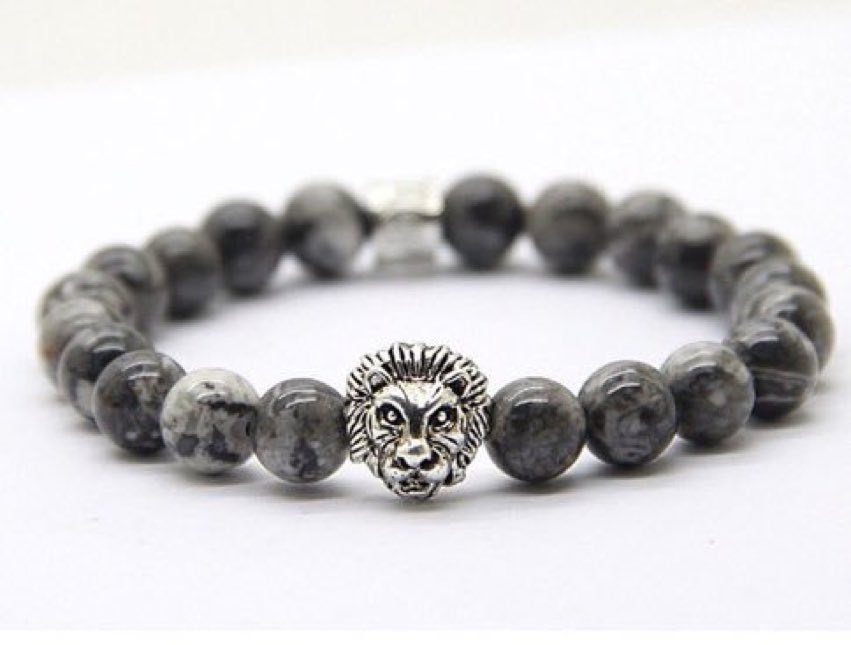 ShopSavannah's tweet photo. Help #SaveTheLions in style! Treat yourself to our hand-crafted bracelets today! 🦁
https://t.co/AbjoK86q7X https://t.co/I1k6egavVI