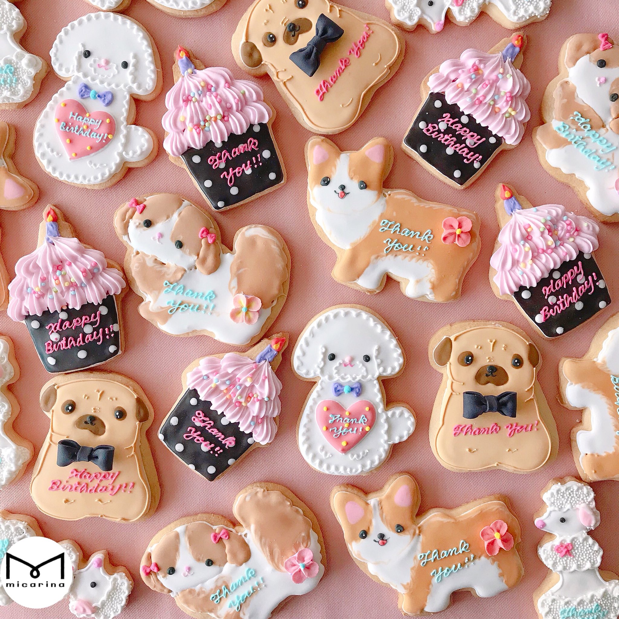 Mica Sur Twitter 犬 と カップケーキ メッセージアイシングクッキー Mica Sur Twitter 犬 と カップケーキ メッセージアイシングクッキー