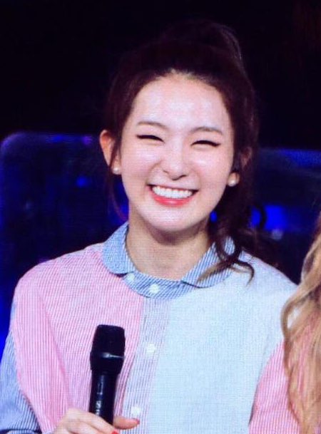 lqofseulgi's tweet photo. https://t.co/UmWaZ7eEMq