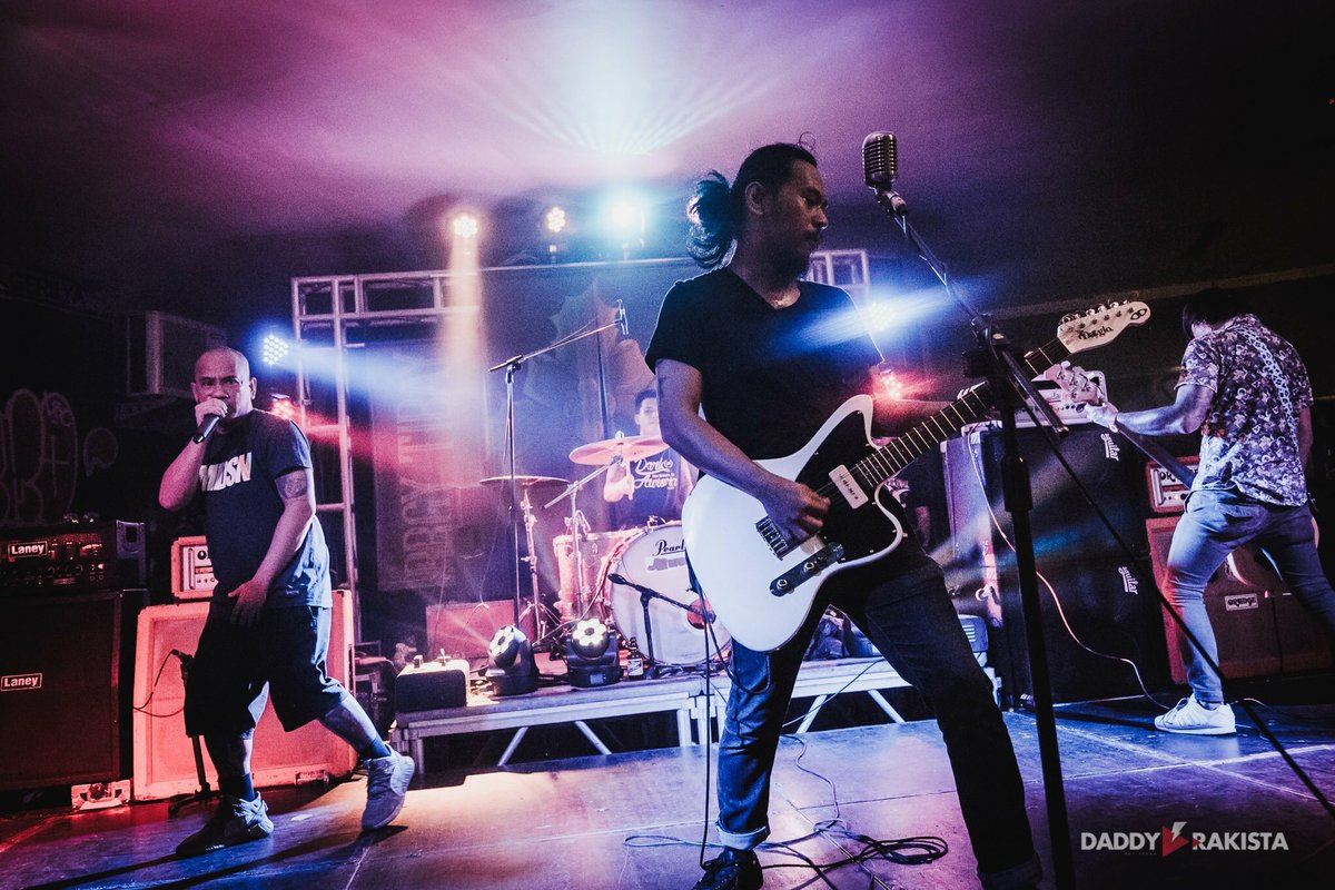 "Against The Ropes" LIVE
<a href="/typecastrock/">Typecast</a> x Yours Truly
#brgytibayyearender2017
📸 by <a href="/daddyrakista/">Rey Teves</a> 🔥