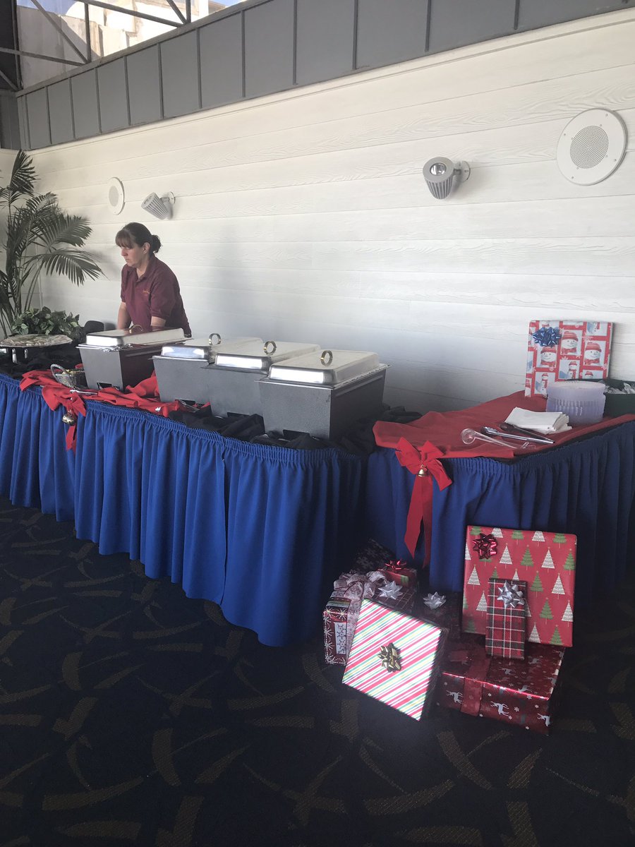 KBratton_QAM's tweet photo. RBR year end appreciation.  The best collaborations between all our departments. #resortops #marketing #sales #oneteam #settingthecurve https://t.co/VlmbX5Nq8G
