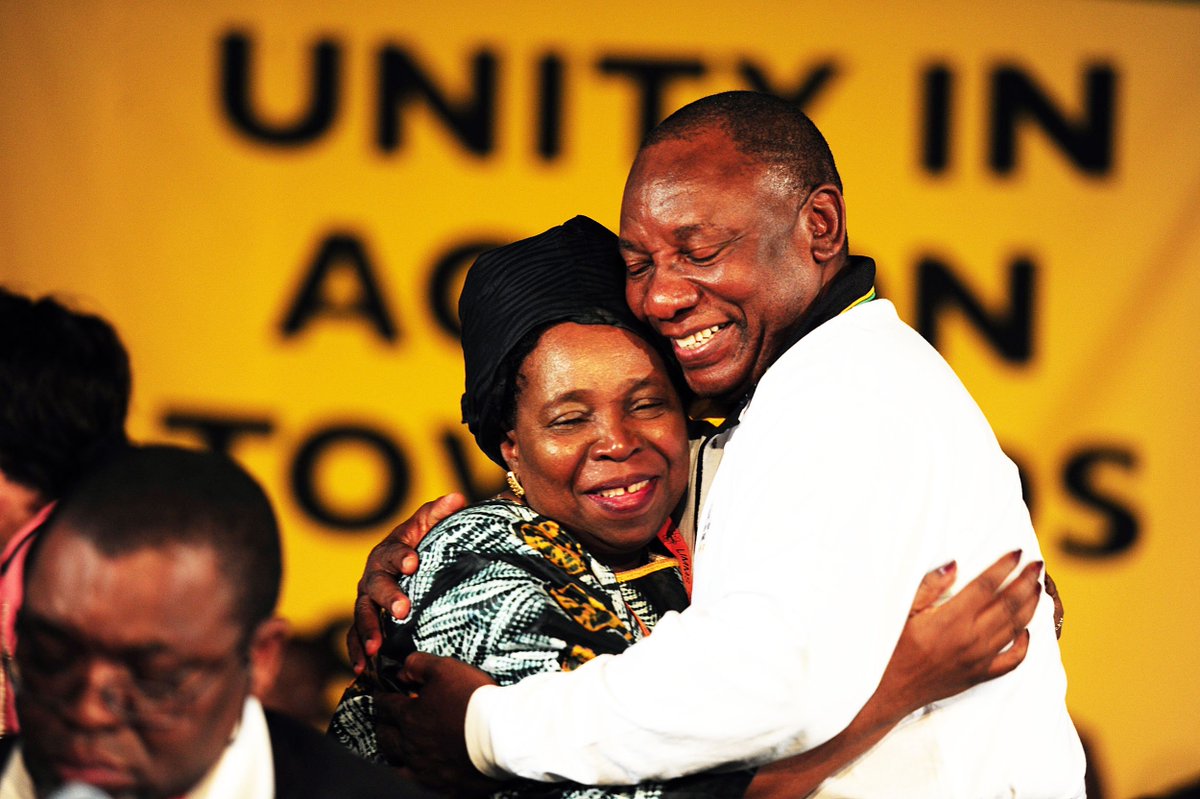 Who do you think will take the ANC presidency today? Retweet for Cyril Ramaphosa and Like for Nkosazana Dlamini-Zuma.