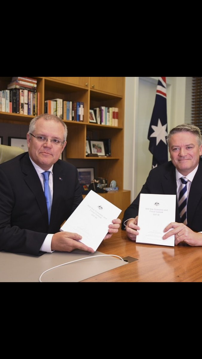 banas51's tweet photo. #auspol
#PARRAKEELIA
Two hair brained idiots who have no idea
Half trillion defecit and rising https://t.co/32nw79iqIp