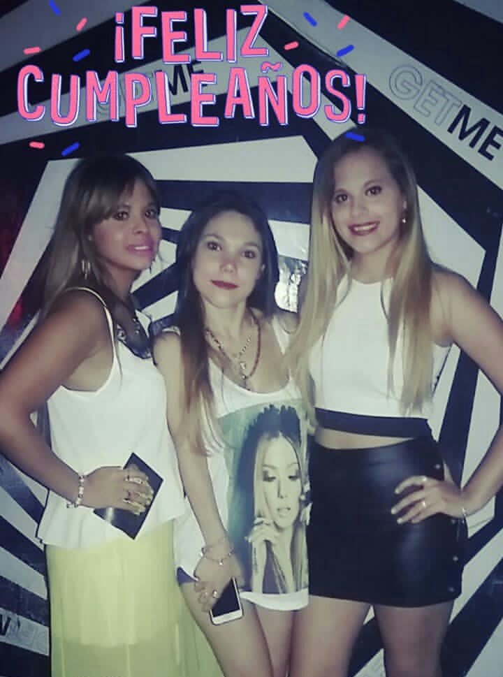 DakotaLadenArg's tweet image. Feliz Cumpleaños Mis Amores las Amo!  🤗🤗😚😚