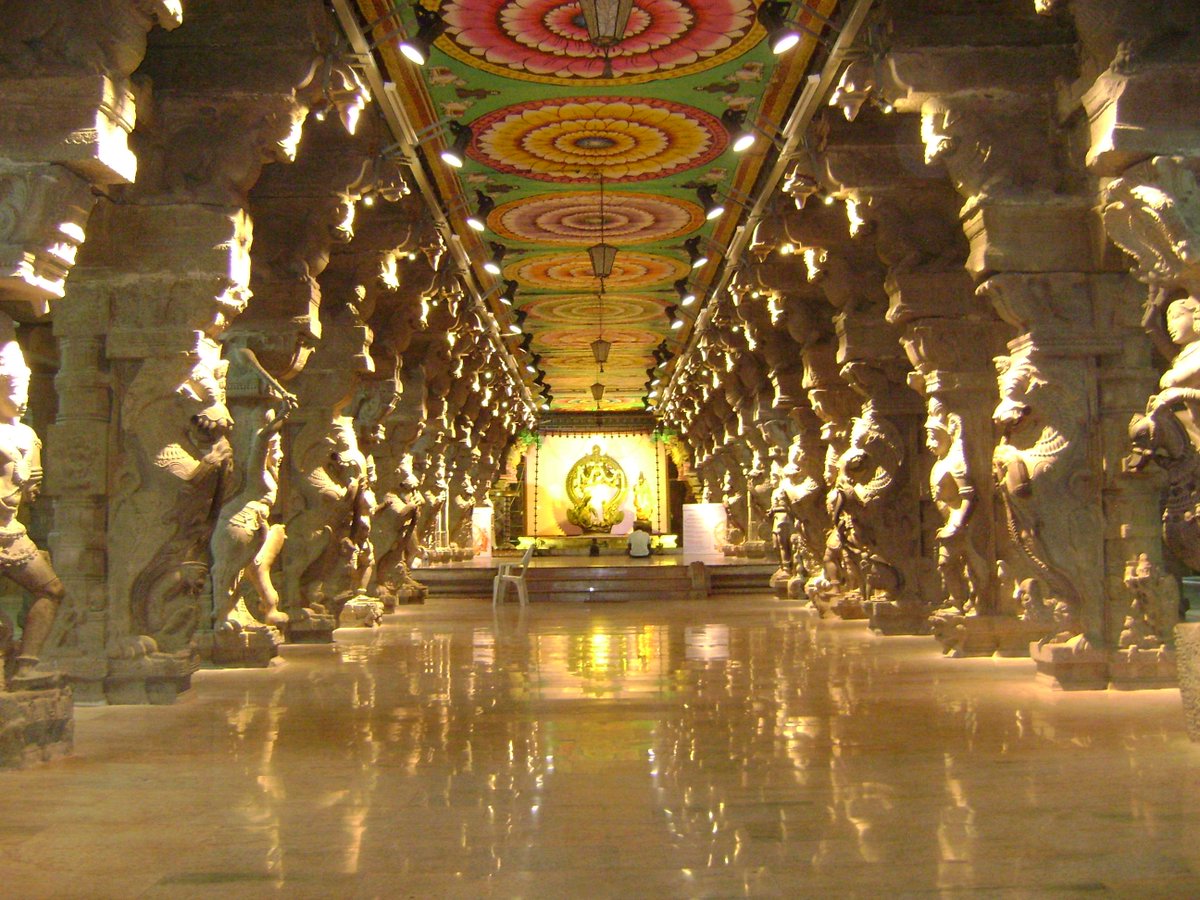 IndiaPilgrims's tweet photo. Temples in South India are an epitome of Dravidian architecture. Explore the grandeur of the South Indian temples with our Tamil Nadu Temple tour package.
#temples #southindia #pilgrimage https://t.co/sF1WM4lRMd