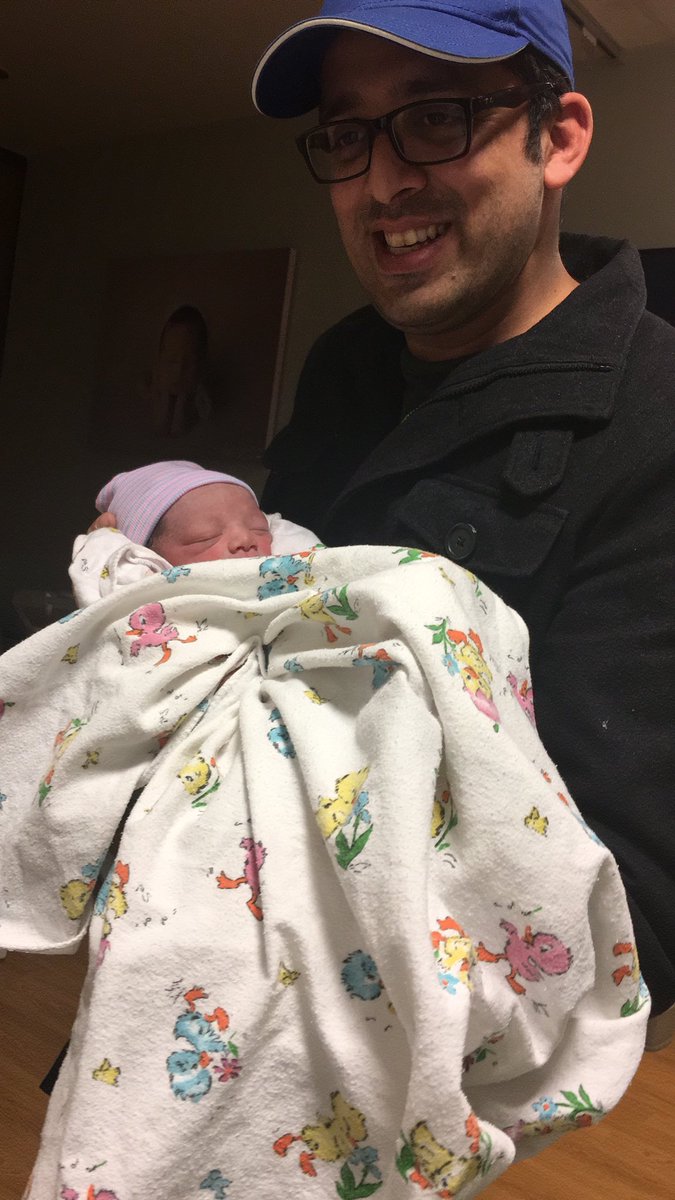 Allah SWT blessed us with baby boy Alhumdulillah🙏🏼🙏🏼.
On the arrival of our new baby🎷🥁👨‍👩‍👧This new addition 👪will bring you lots of cuddling, 👑fun times and sweet memories.💐
Thanks you so much Jia Junaid you make my complete life ❤️😍