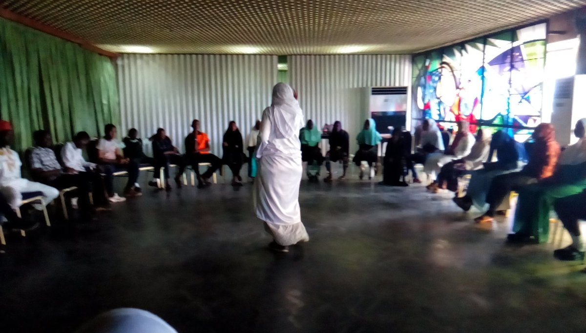 mpacconvention's tweet photo. @fatimahendricks having a leadership and life skills stimulation with the teens at #mpacconv17 . https://t.co/QA5P4KCz3i
