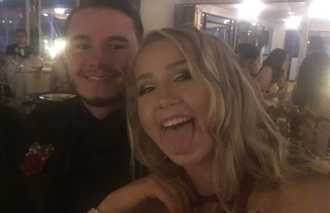 michaelam1431's tweet photo. happy 21st birthday u asshole can't wait to go to union together !! love u❣️❣️ https://t.co/qTgzWOAeJE