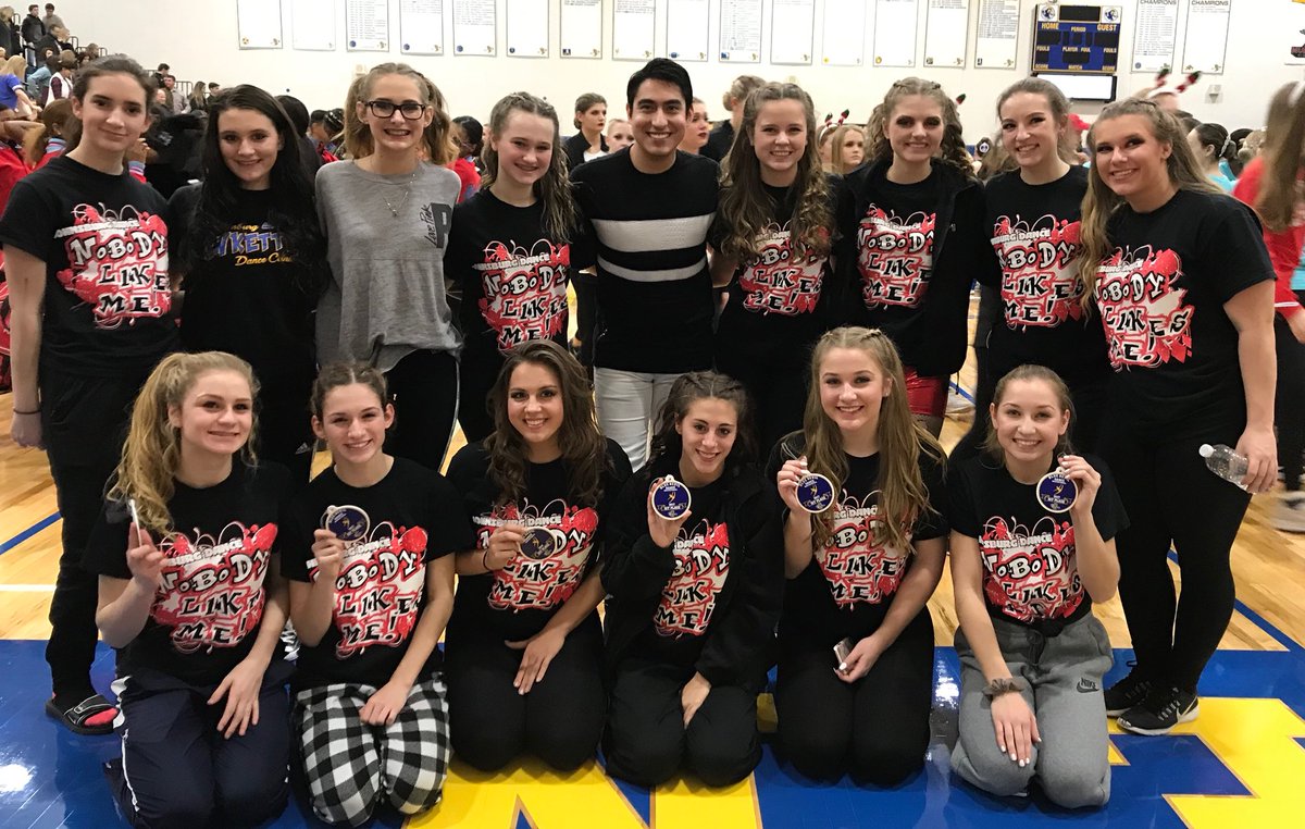 Wrapping up our final comp before 2018 with a first place win! Next stop Huntley!! 🏅 #dancefamily