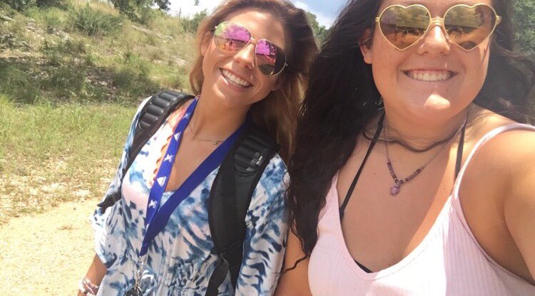 Marissaaa___'s tweet photo. Forever missing and loving you💗👼🏼 https://t.co/fjJAAsSMYD