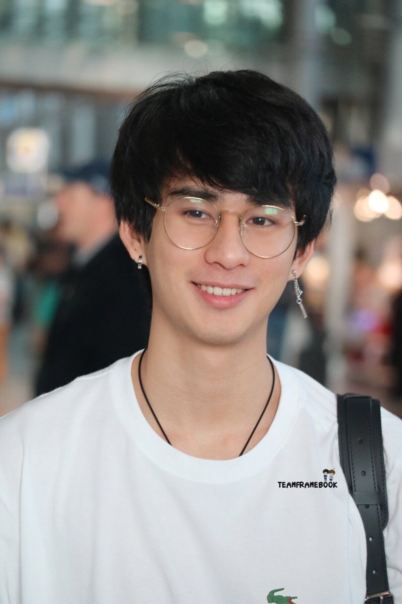 Ohmpawat_Family's tweet photo. รอยยิ้มที่คุ้นเคย 💙💙💙

#toeysittiwat https://t.co/g8nwCZsFGk