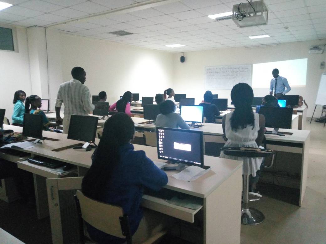 bictrwanda's tweet image. 3rd day of #Girlscodingbootcamp at @Uni_Rwanda CST is coming to engage Girls in Global IT services @ClaudetteIrere @Imbuto @GirlsInICTRW @RwandaICT @FirstLadyRwanda @MinYouthRwanda @ccpcotton @IgnaceGatare @klabrw @rwictchamber @RMC_Rwanda @IGIHE @uzarwanda
