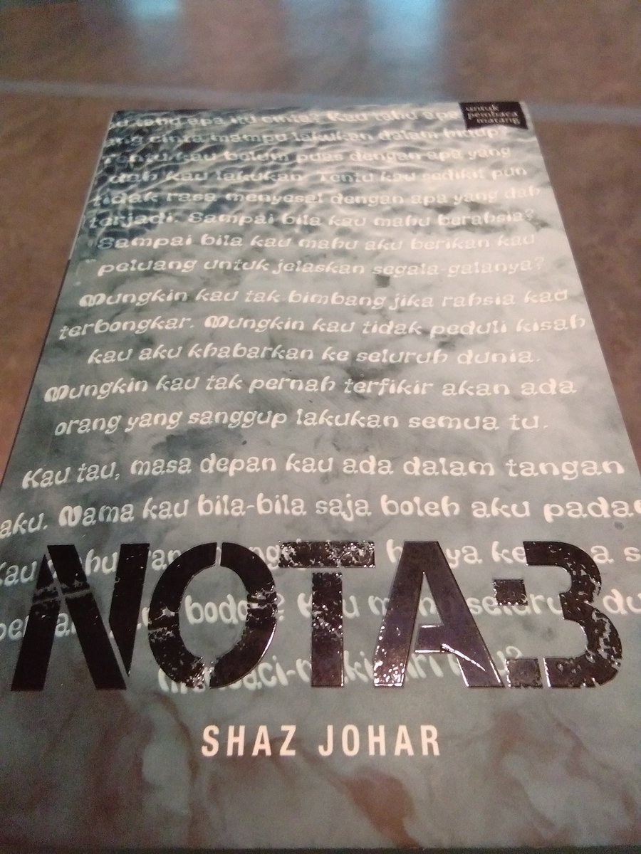 jatie_98's tweet photo. sementara tunggu flight~
#nota3 @BukuFixi #fixi https://t.co/pwiY3OEPAR