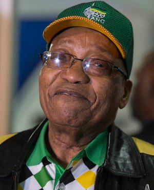 imitoo_lo's tweet photo. #Zuma: We need to protect #jobs in the mining industry.
The #land question is a fundamental issue that the #ANC needs to resolve and is a key factor in the #transformation programme. @ANN7tv @BLF_SM @BlackOpinion2 @BrianTloubatla @GossSgafc @HuffPostSA @ehlers_anthony @helenzille https://t.co/GowUA5ymZv