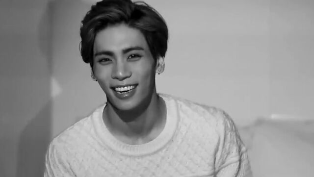 rmjinkive's tweet image. ❝ god picks the prettiest flowers in the garden, today, he has decided to take the purest flower, jonghyun, away ❞

April 8, 1990 – December 18, 2017 
May our angel, rest in peace