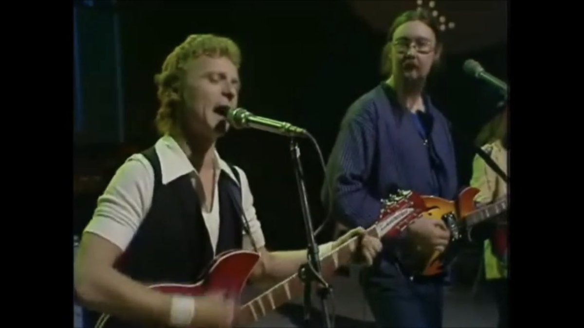 <a href="/footbaaaallshow/">The Footbaaaall Show</a> tomorrow night with Colin Todd!! Irving Nattrass!! And Billy Mitchell. All hosted by me and John Whale <a href="/StandNewcastle/">The Stand Newcastle</a> 8.30 start Football based jokes, interviews, pies, bovril, scratchcard, raffle for only £5