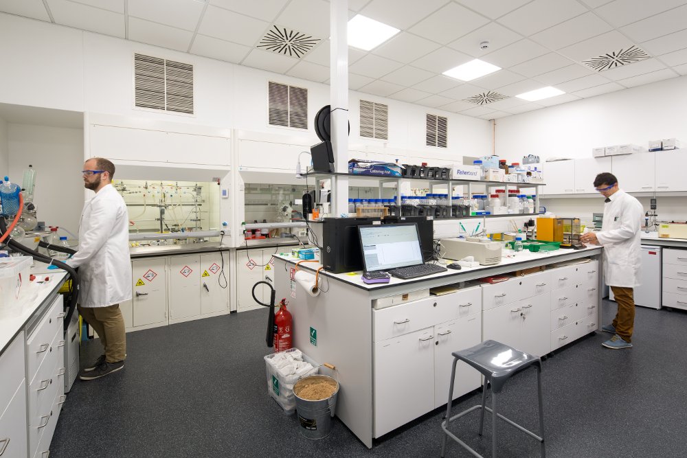 VWV's specialist #Technology team have committed to provide legal support to @Unit_DX Central Bristol's first scientific innovation centre. bit.ly/2oCEZBc