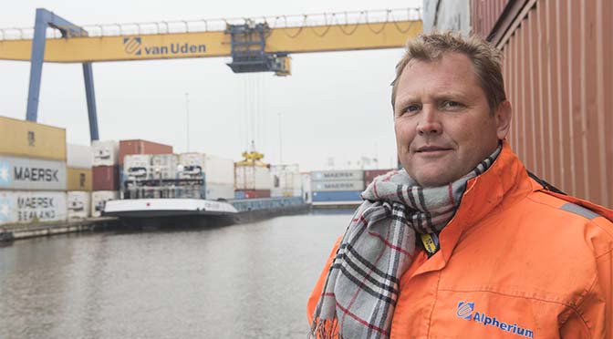 aqualinknl's tweet image. ‘Mijd de komende weken vervoer per binnenvaart’. aqualink.biz/mijd-de-komend…