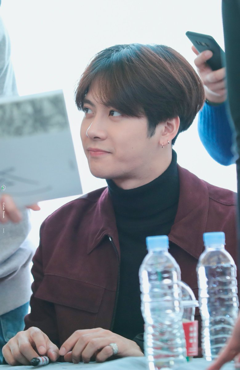 calmdown_9394's tweet photo. [HQ] 171214 고양 팬싸 
#JacksonWang #잭슨 #王嘉爾
#GOT7 #갓세븐
#7for7 #YouAre
https://t.co/AkZi7IWY44
https://t.co/tzo2NgBpxu
https://t.co/9uZVZEL1c4 https://t.co/TidmoPLyKI