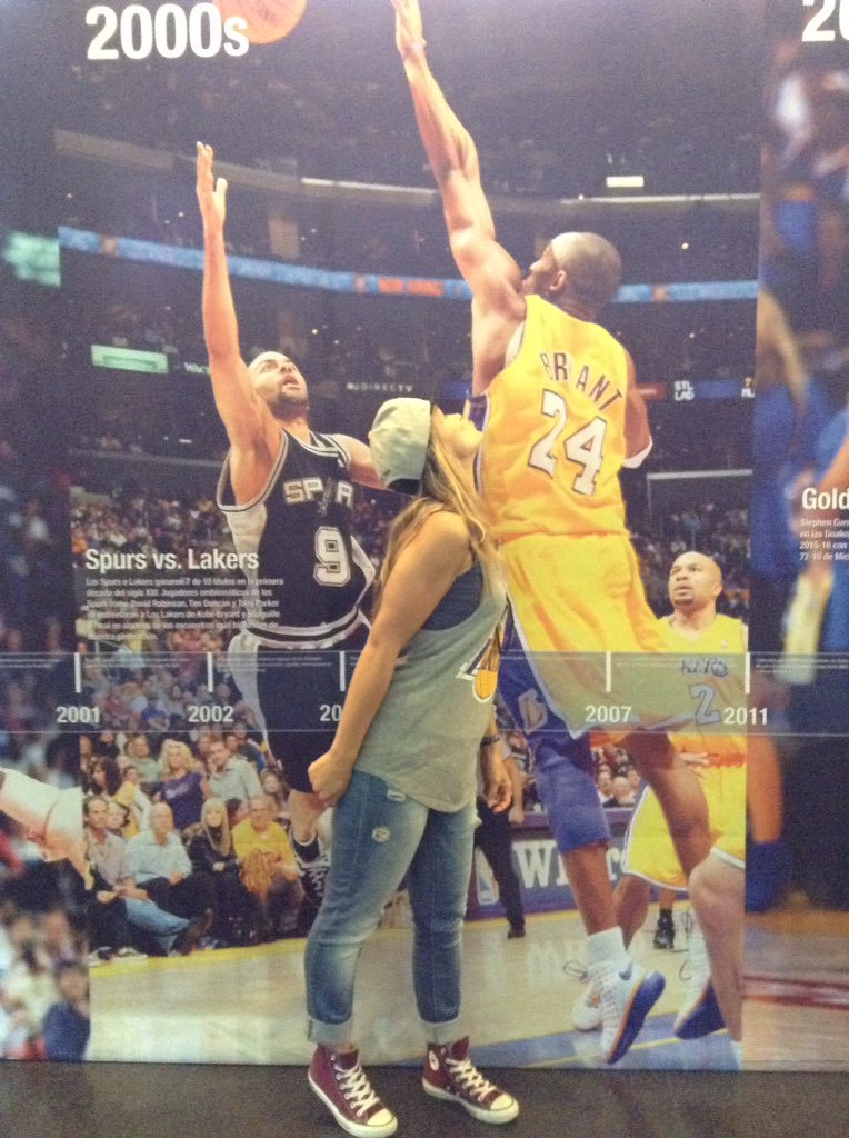 Herev89's tweet photo. Pas Envie d'être ce soir, Pas Envie de me dire que cette fois ce sera vraiment fini... #ManbaDay #LoveKobe💜💛 #LakeShow https://t.co/yNoi3BkY8Q