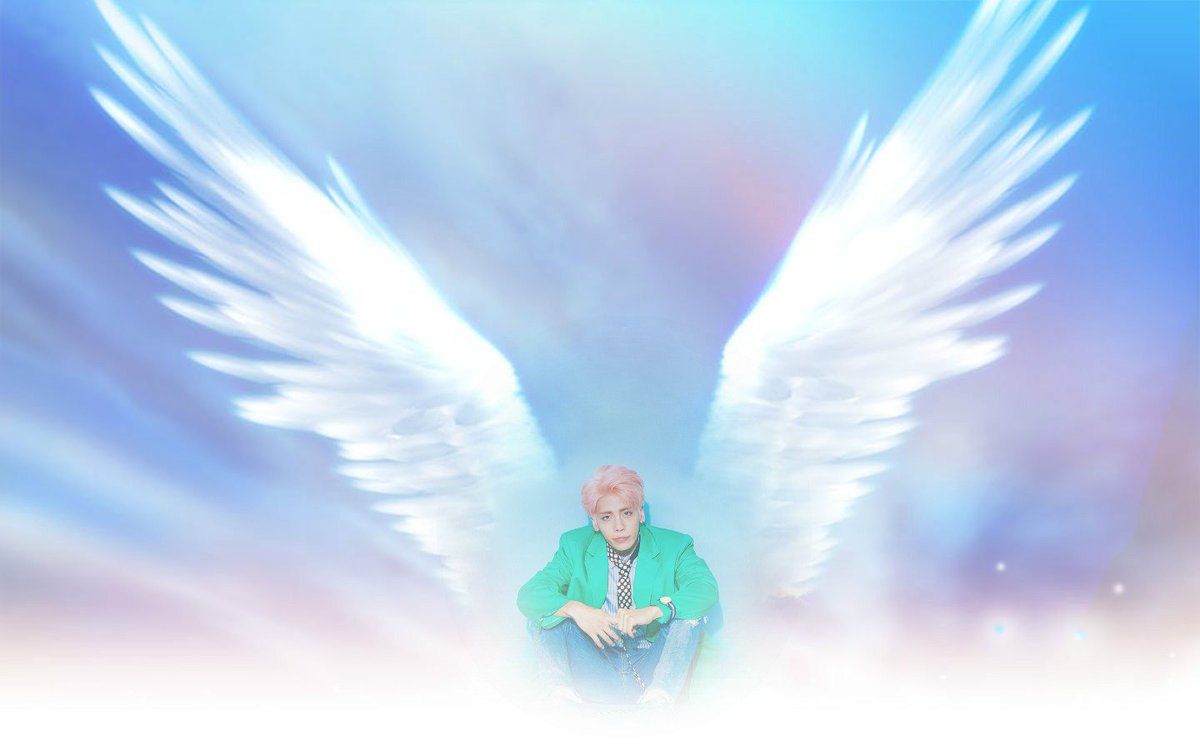 BAPMALAYSIA's tweet photo. #StayStrongShawols #StayStrongShinee 
#RIP 
#Jonghyun 
#SHINee 
#우리_종현 
종현 씨 가족, 친구들, 샤이니, 그리고 SHAWOLs를 위해 우리는 항상여기 있습니다.
We all here for you.. https://t.co/3aFGh9rqw6
