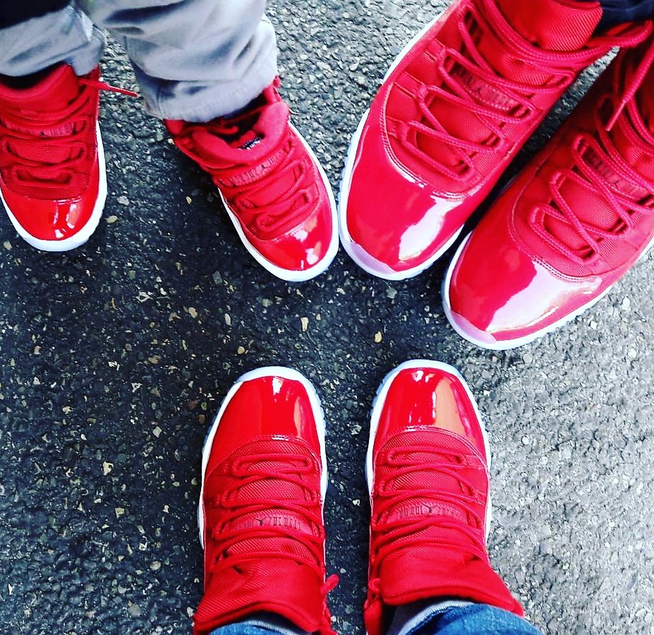 veratti_roberto's tweet photo. Family .... @NikeStoreEurope @Jumpman23 #airjordan #WinLike96 #ristoranteveratti https://t.co/VlDifFqUmP