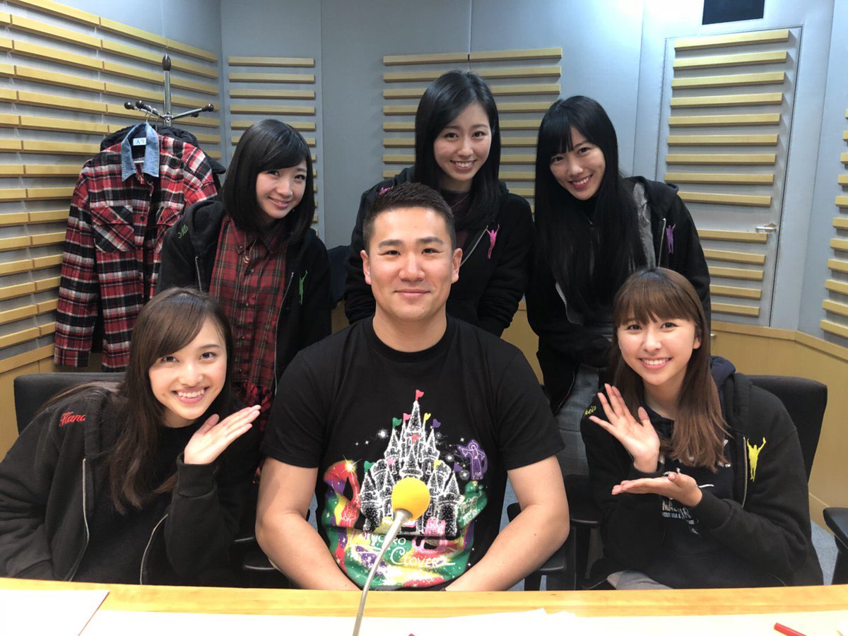 momowgp's tweet photo. 元旦１９時〜  田中将大のオールナイトニッポンＮＹ   絶対聴くべし   （どっちが表で裏かって？どっちも見て聴くべし！！)    ＃momoclo https://t.co/yuioMN44o3