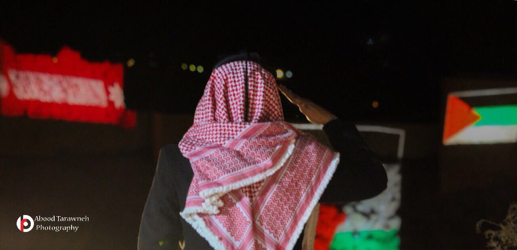 Mohammadkhairdm's tweet photo. @KingAbdullahII من الكرك الشامخة نحن نفديك ونفدي الوطن وأننا ��لى العهد باقون سيدي ابا الحسين https://t.co/U17FNQI4xY