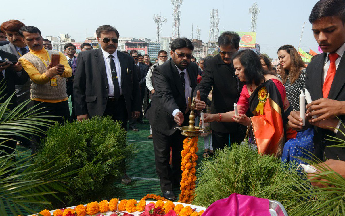 cgmbsnlmp's tweet image. 