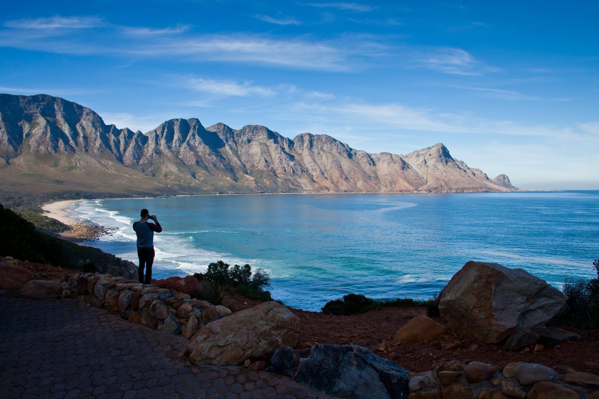 CapeNature1's tweet photo. Planning a hike? Take precaution and try the hiker tracker tool here 👉 https://t.co/1UozihojpF #CapeNature #PutDownYourMarker https://t.co/v5cB9ptgtH