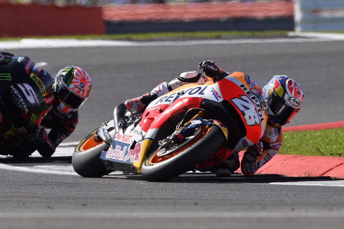 HRC_MotoGP's tweet photo. #HRC2017Rewind #BritishGP2017 @26_DaniPedrosa managed to lap almost one second faster than his practice pace but he wasn’t able to stick with front riders and ultimately matched his qualifying position with a seventh-place finish. #nevergiveup https://t.co/bJrwjIZ08J