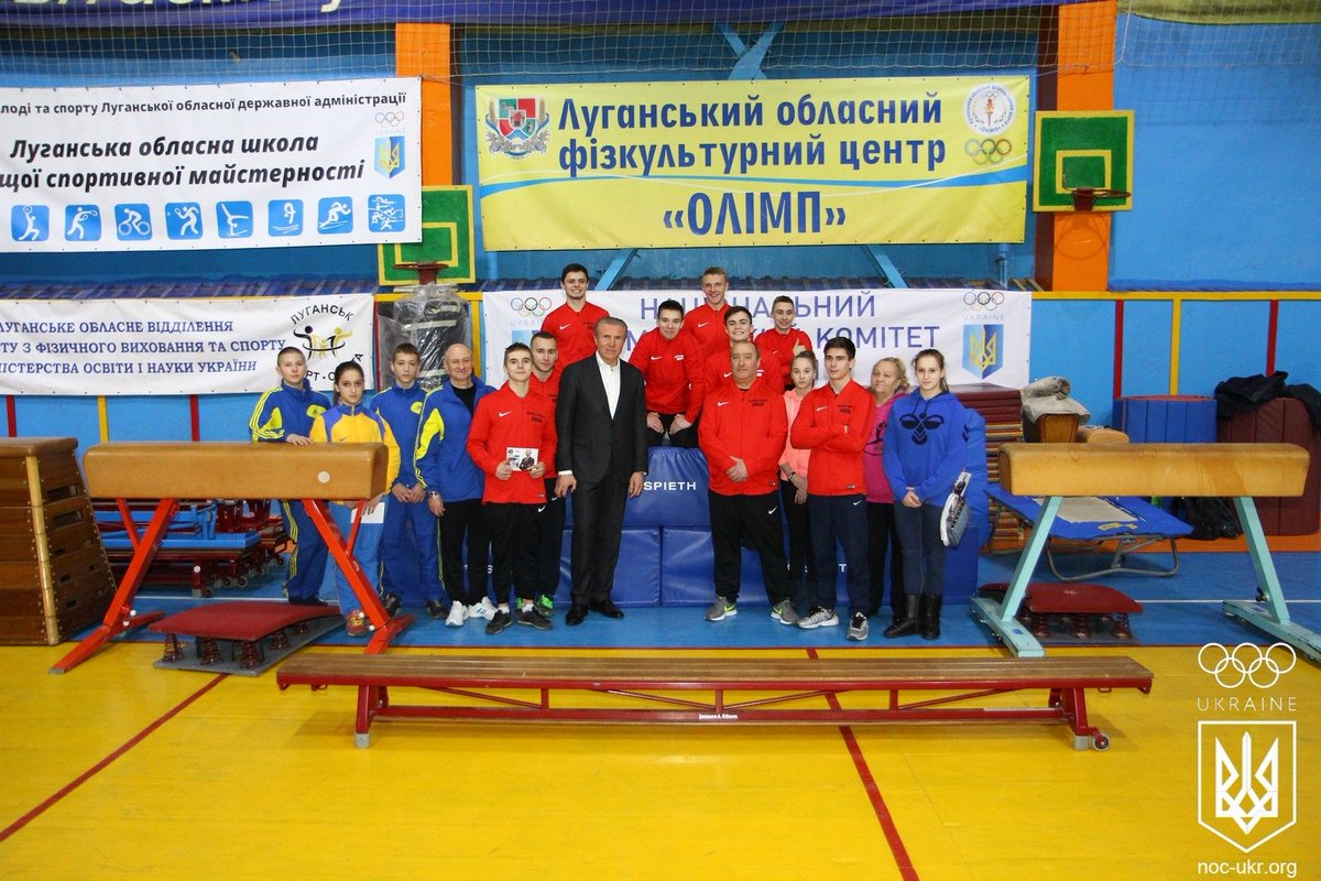 sergey_bubka's tweet photo. Very emotional visit to Donetsk and Luhansk regions. Despite all the difficulties, people do sports. Happy to hand over a set of modern gymnastics equipment of the world-leading @JanssenFritsen. Great thanks to @gymnastics and @SfCFoundation  this important mission came true. https://t.co/bWxPhjJu2P