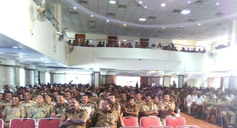 blrcitytraffic's tweet photo. Traffic &amp; Road Safety Awareness for BMTC bus Driver, Conductor and to other staff conducted on 16-12-17 at BMTC Depot 13-Katterguppe by Banashankari TPS. @BsktrafficTr https://t.co/cxofKFKdrQ