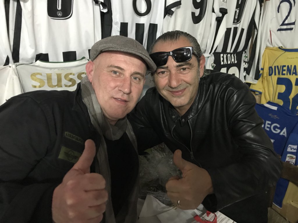 Massimo Troisi tweet media