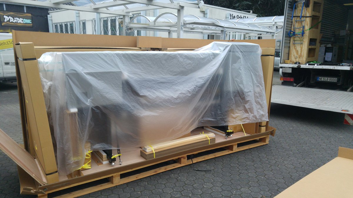 dieSchilder's tweet photo. Unsere Druckmaschinen haben Verstärkung bekommen: einen neuen UV-LED-Drucker Acuity LED 1600 II
dieschilder.de https://t.co/uUOdukgHs8