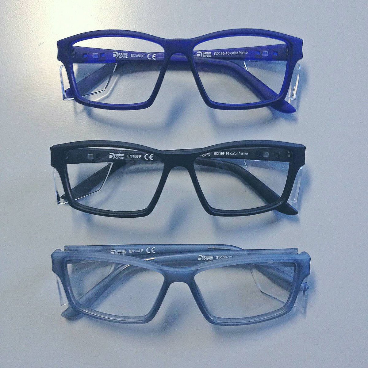 Wilt u tijd besparen voor #veiligheidsbrillen met #correctie te bestellen?
Vindt u het ook lastig je werknemers te missen van de werkvloer voor een opmeting?
Wij bieden de service aan van in je bedrijf te komen #opmeten!
#safetyglasses #Omnisafe #Genk