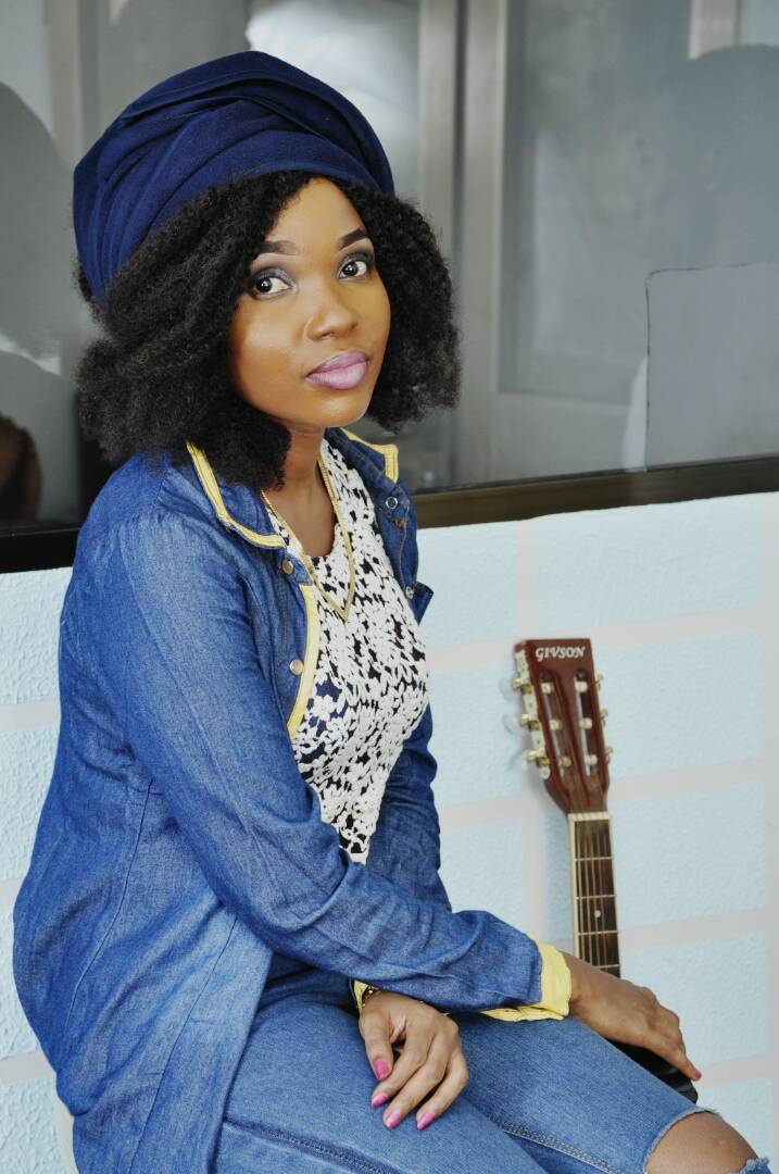 dyana_diva's tweet photo. Hello mes loulous, comment vous allez ?
L'année tire vers sa fin, faites beaucoup attention à vous. Dieu vous garde !

Excellente semaine

#DyanaDiva #RealMusicProduction https://t.co/IjAMiysUPb