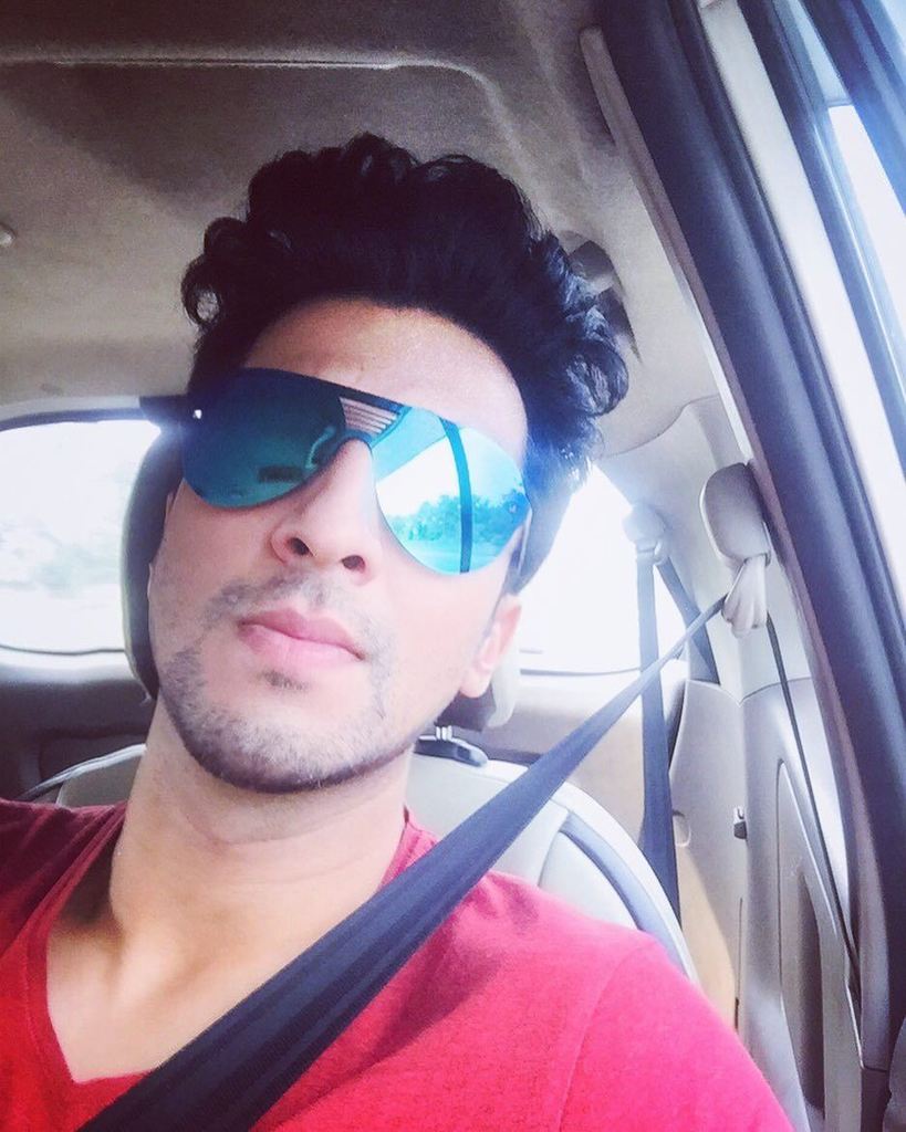 manishmischief's tweet photo. Phir se udd chala... #feminafashionnights #enroutepune #femina #fashion https://t.co/lB2e9AIrM1 https://t.co/5fCzsKQH9Z