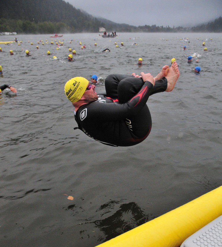 Time to splash ! Long version (1.9km/60km/20km) or short version (500m/20km/7km), dive into cross-triathlon in the Alps <a href="/XTERRAGraveman/">XTERRA Graveman</a> <a href="/StationAreches/">Arêches-Beaufort 🏔️</a> !
<a href="/gerardmertri/">Triathlon Gerardmer</a> <a href="/XTERRAFrance/">XTERRA France</a> @XTERRAoffroad <a href="/xterraeurope/">XTERRA Europe</a>