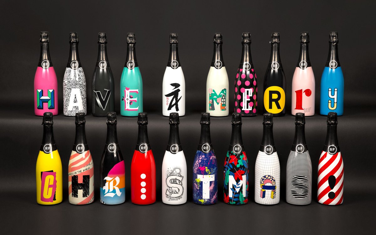 "Have a Merry #Christmas!" from all at <a href="/RobotFoodDesign/">Robot Food</a> - packagingoftheworld.com/2017/12/have-m…