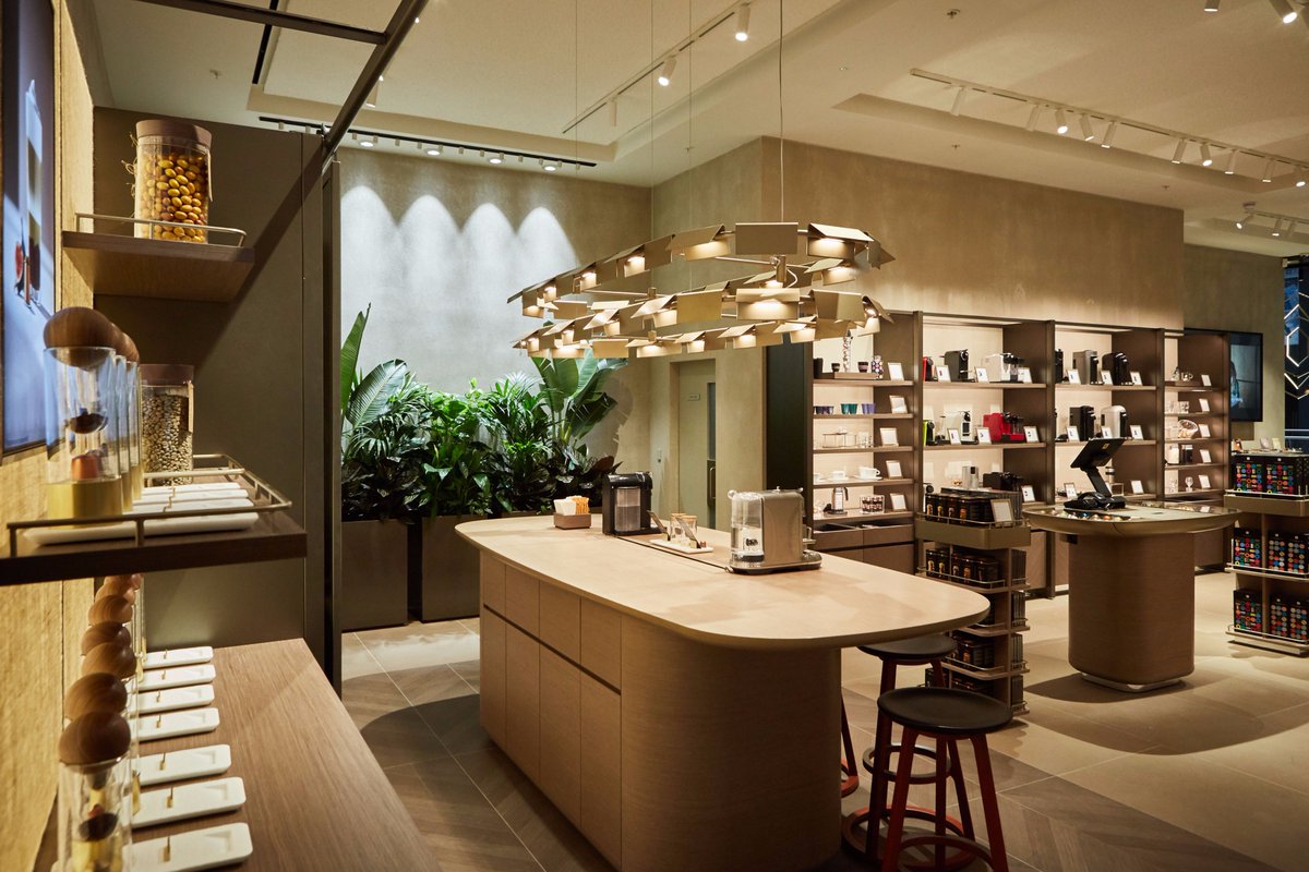 NespressoUK's tweet image. Why don’t you visit our new Boutique now open in Manchester Arndale.  You’ll discover a truly immersive coffee experience.bit.ly/2yRqtVN