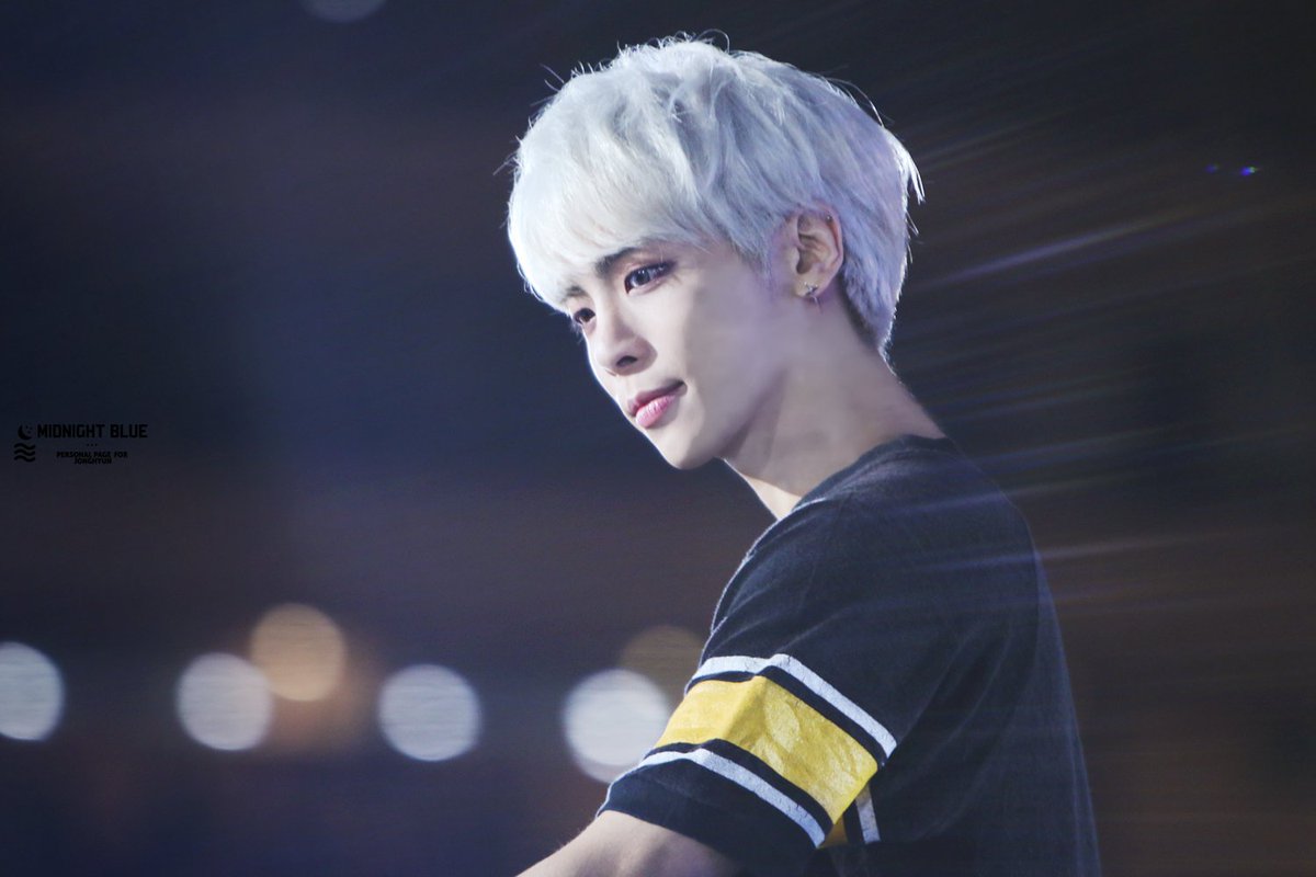 Koreaboo's tweet photo. (★BREAKING) SHINee’s Jonghyun reportedly found dead in his apartment

➜ Read More: https://t.co/ipDrB4SFGn https://t.co/FARUAjxI8F