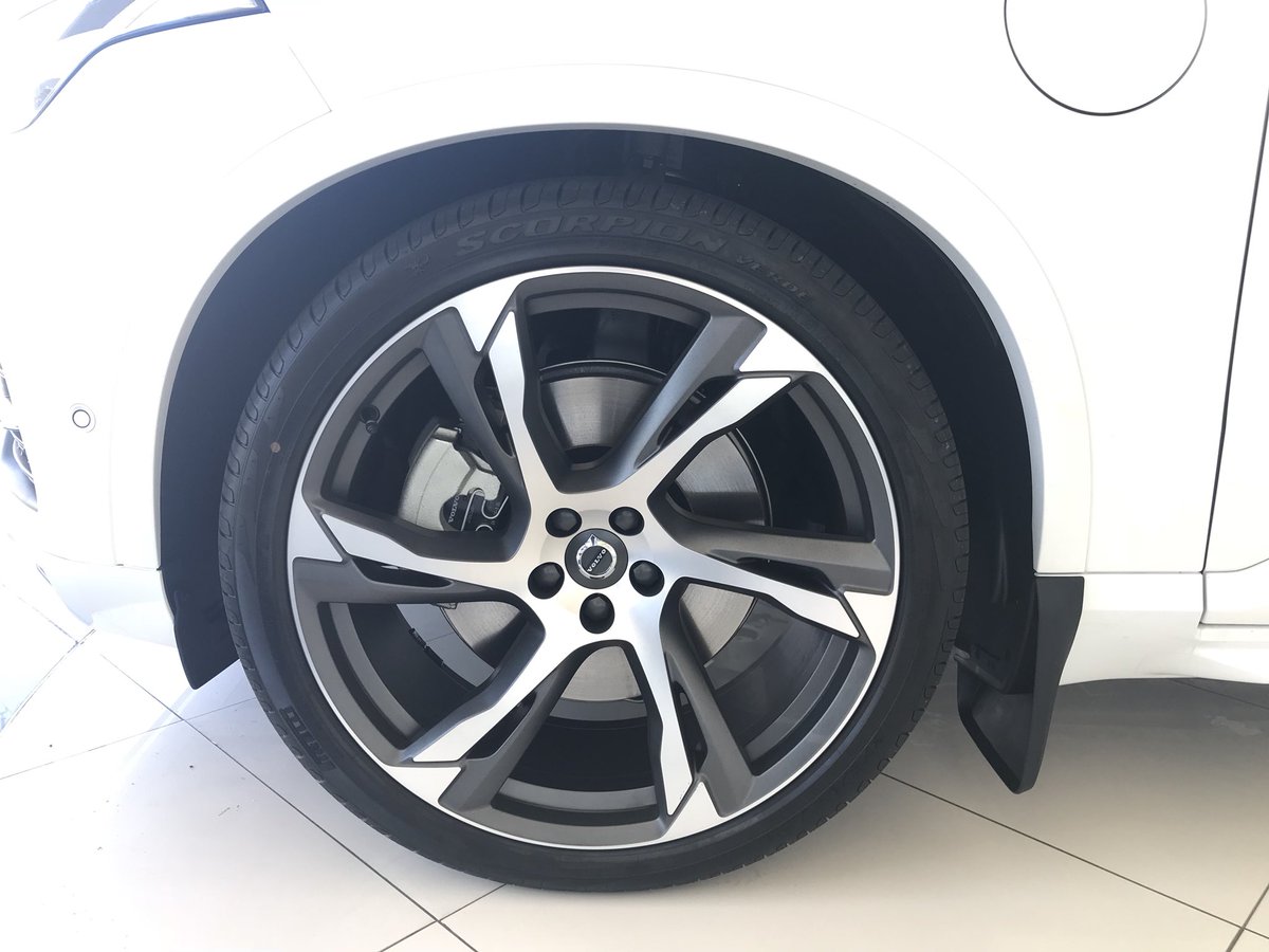 mc_claassen's tweet photo. The Volvo XC90 T8, what an state of the art machine! @RolaGroup #RolaVolvo @VolvoCar_SA https://t.co/H4GkyxWl5a