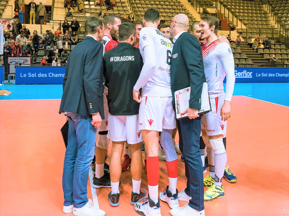 Retrouvez notre debrief du match contre le <a href="/prvball92/">Plessis-Robinson Volley-Ball</a> sur notre site internet 
ascannesvolley.com/actualites/det… …
<a href="/LNVofficiel/">LNV</a> <a href="/PetitesAffiches/">📙 Petites Affiches06</a> <a href="/Nice_Matin/">Nice-Matin</a> <a href="/lequipe/">L'Équipe</a> <a href="/villecannes/">Cannes</a> #dragons #dragonscannes #cannes #volleyball #lnv #lbm