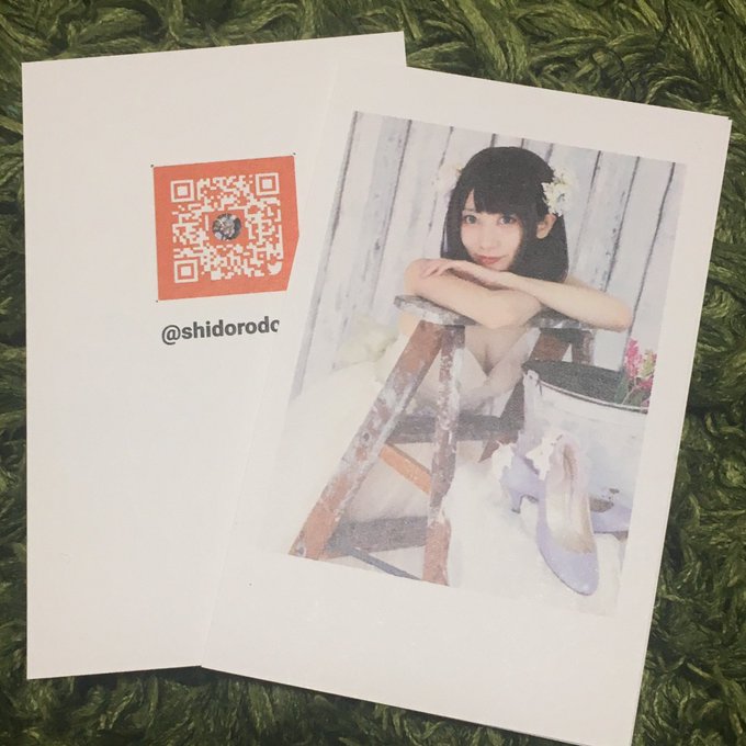 コスプレイヤーさんに大好評 名刺に使えて可愛い Tolot I D とは ブログ フォトブック フォトアルバム Tolot