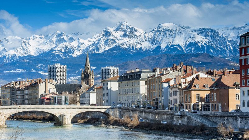 Une application en réalité augmentée pour découvrir sa ville #smartCity #technologie okt.to/EakzId