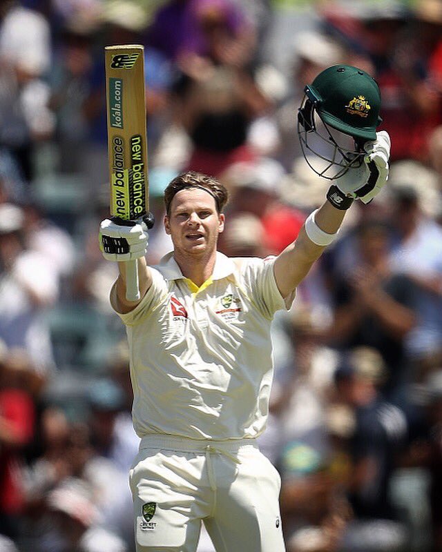 CricketAustFan's tweet photo. #WeBeatEngland #UrnReturned. https://t.co/umiTeGpi2E