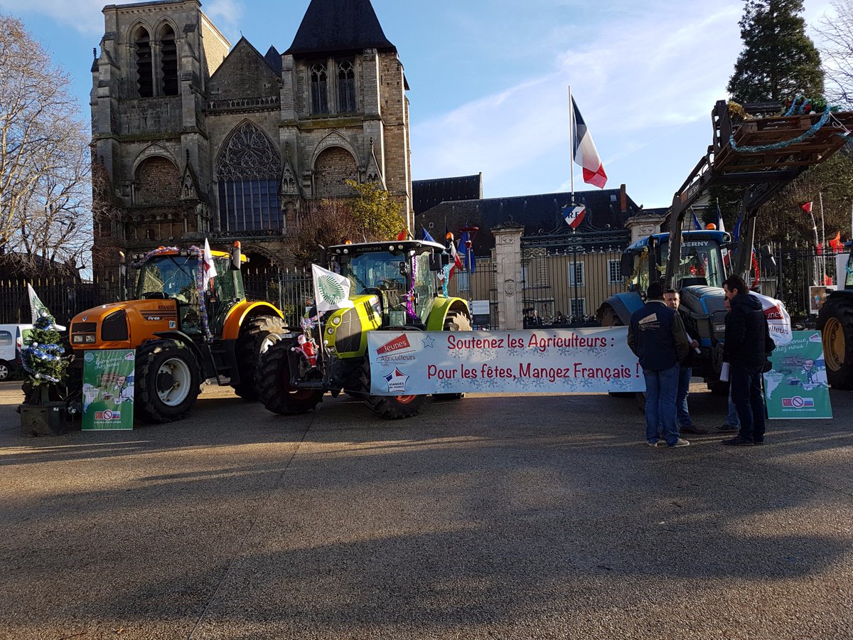 fdsea72's tweet photo. Stop au distorsion de concurrence CETA/MERCOSUR.
Soutenez l'agriculture française : pour les fêtes, mangez français !
#toustrompe #fdsea72 #ja72 https://t.co/vJOv13uwzL