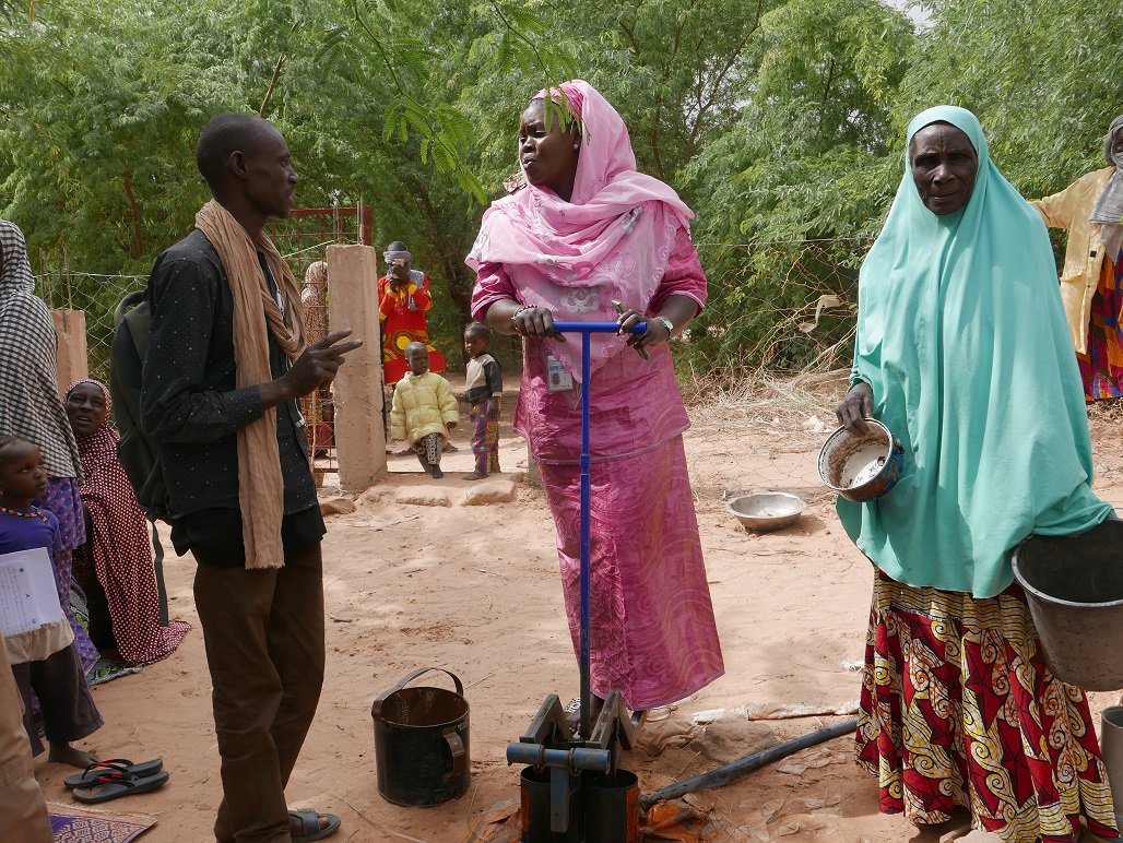 UN_MINUSMA's tweet photo. La @UN_MINUSMA finance l’aménagement de 8 hectares au bénéfice des habitants de #Forgho #Mali. Cliquez ici pour lire l'article ➡️ https://t.co/RcaOATai0t https://t.co/NOeZSZNhDD