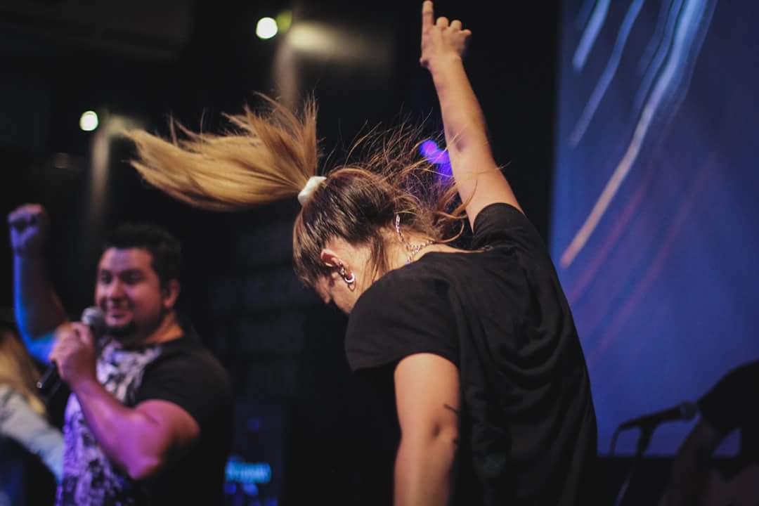Ya sabes a quien vas a invitar mañana? Va a ser un evento espectacular, te esperamos en el Club JD a las 19:00hs 
Dirección: Av. Soldado de la frontera 5130